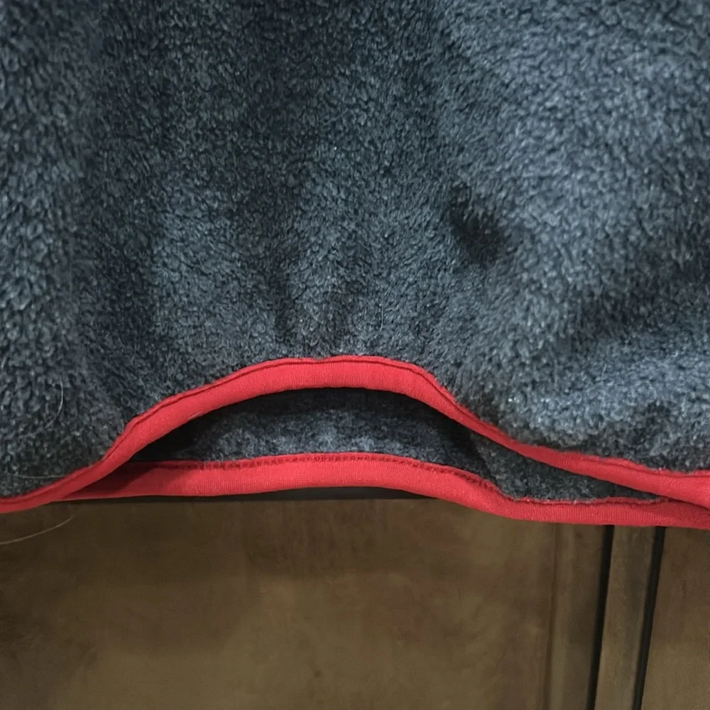 Vintage Early 1990s Patagonia Gray with Red Trim Fleece Pullover Size Small. - Picture 7 of 10